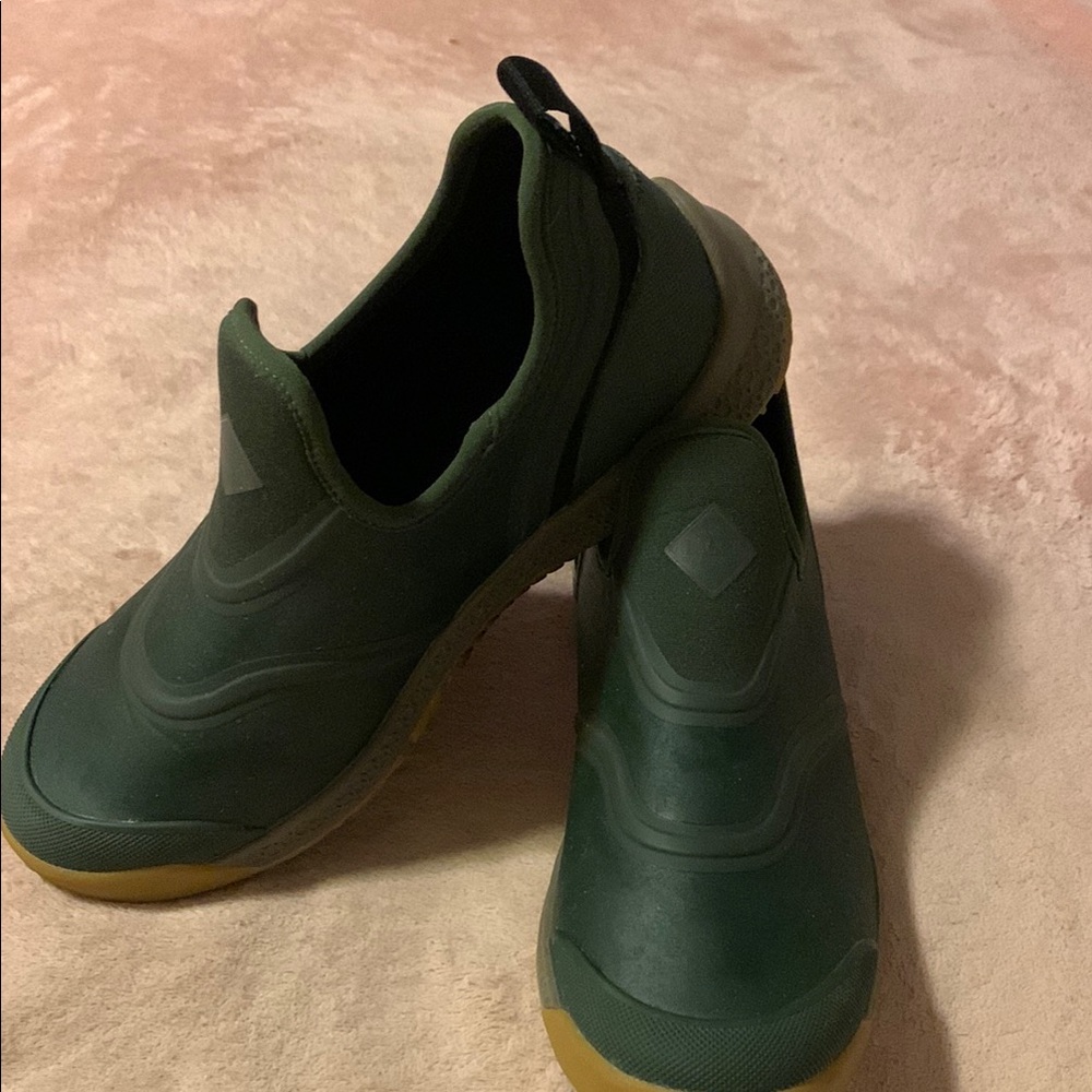 New Original Muck Boot Company Slip-On Shoes size 10 men’s